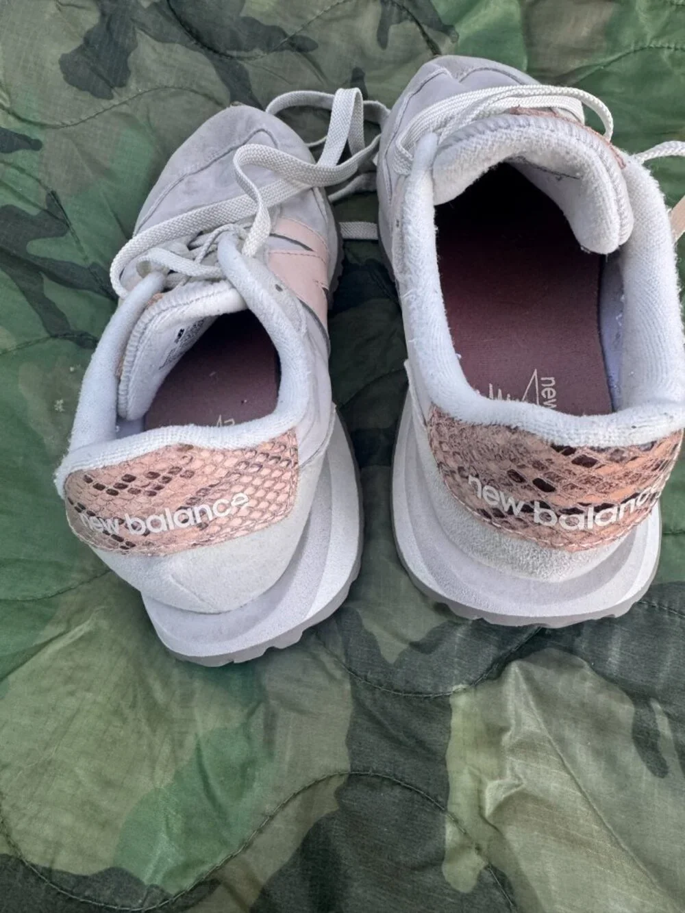 New Balance 237 Sneakers - Cream/Blush Snake Print, Kids Size 4